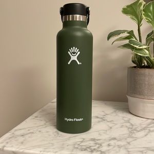 Olive Hydro Flask, 21oz